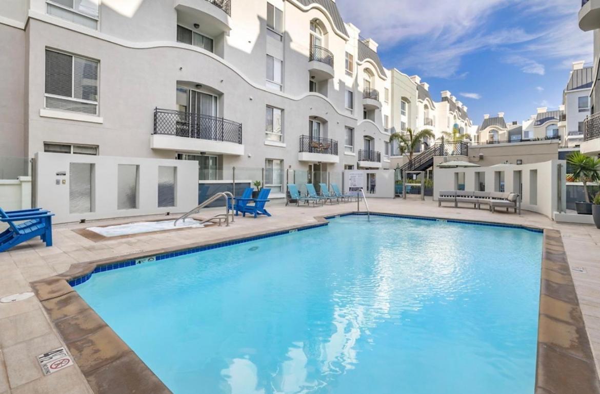 The Nest A Spacious 1 Bedroom Apartment With A Pool View ロサンゼルス エクステリア 写真